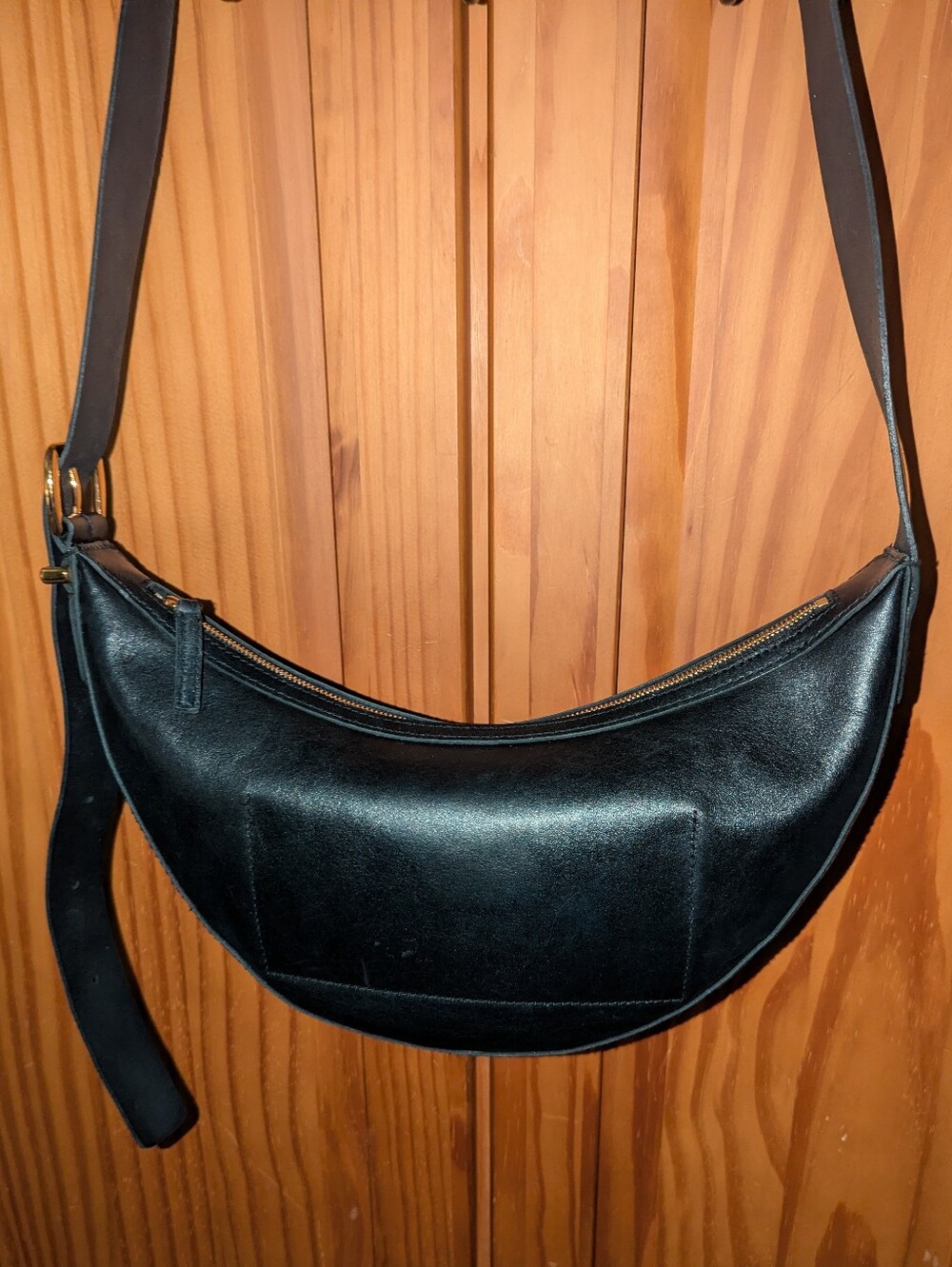 Madewell The Essential Black Crescent Sling Leather Crossbody Hobo